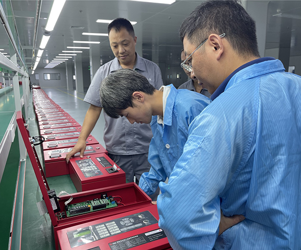 潍柴动力吴总莅临710公海赌赌船官网欢迎您科技,共探风冷储能消防技术新篇章 潍柴动力吴总莅临710公海赌赌船官网欢迎您科技,共探风冷储能消防技术新篇章